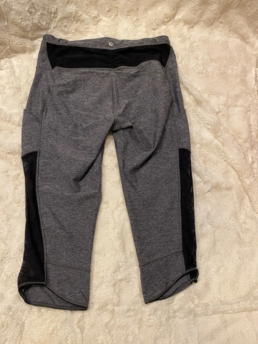 Lululemon Women's Gray and Black Capri Leggings size 10 with lace